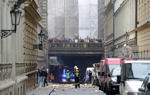 Thủ đô Praha rúng động vì nổ lớn