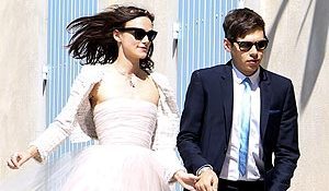 Keira Knightley bí mật làm đám cưới