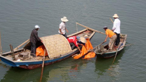 Tìm thấy thi thể nữ sinh lớp 9 nhảy cầu tự tử