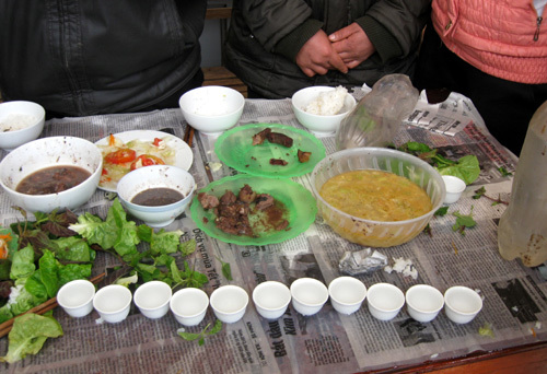 Kiểu nhậu 'lạ' của công chức Tây Bắc