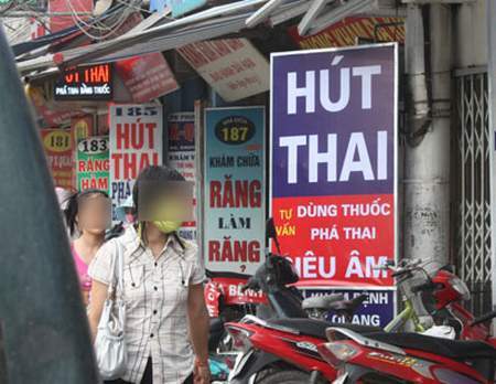Giật mình những con số nạo phá thai ở giới trẻ