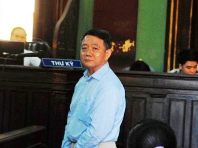 Những đại gia ‘sập bẫy’ người đẹp