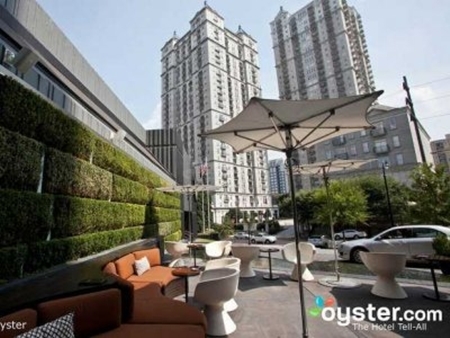 Những quán bar thời thượng dân Việt khó vào