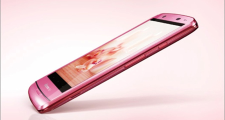 Smartphone tản nhiệt lỏng đầu tiên trên thế giới