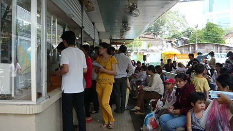 Thời tiết thất thường, trẻ mắc bệnh hô hấp gia tăng