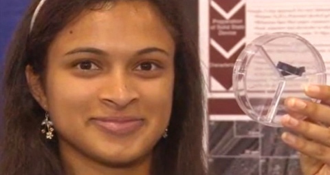 pin sạc 20 giây, Eesha Khare, Mỹ