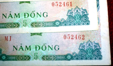 Tiền 5 đồng 'hết đát' có giá gần nửa triệu