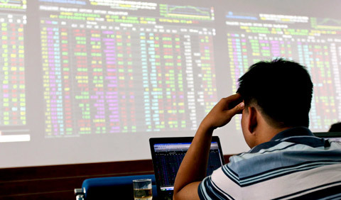 Kẹt vốn vào cổ phiếu đại gia