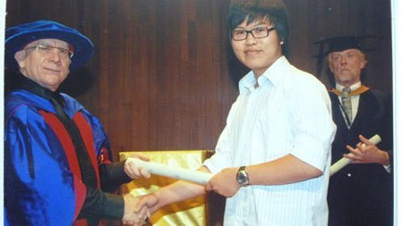 Sang Úc học 'một sàng khôn