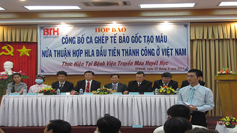 Ca ung thư máu đầu tiên ghép tế bào gốc thành công