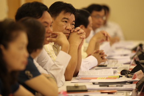 Lập chính sách trên ‘hiệu ứng phởn phơ’