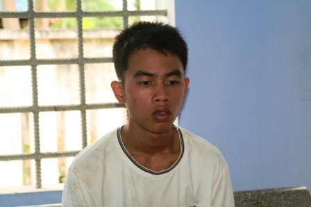 Sát thủ 17 tuổi giết nữ bác sĩ bằng 52 nhát dao