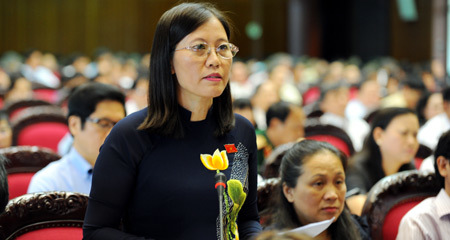 Ra chính sách 'trên trời', chưa ai bị giáng chức?