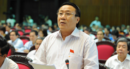 Bệnh nặng đợi mãi thuốc mới về