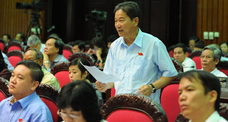 Cán bộ rỗi rãi, yếu kém được bố trí tiếp dân!