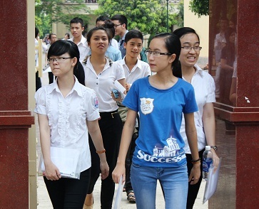 Thí sinh bỏ dở kỳ thi chịu tang bố