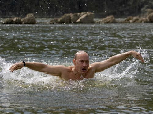 Những bức ảnh như trong phim hành động của Putin