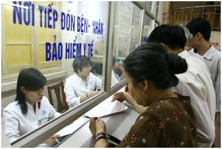 Hướng tới mục tiêu 80% người Việt có BHYT năm 2020
