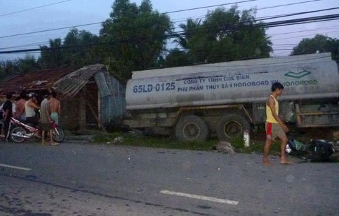 Lại thêm 2 vụ tai nạn liên hoàn