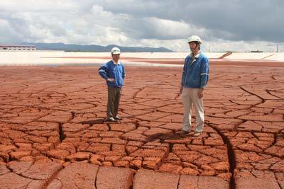 Bôxit và giải trình từ thực tế