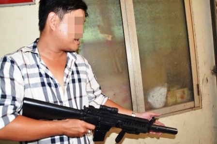 Thu giữ 2.000 khẩu súng đồ chơi