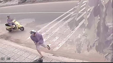 Camera ghi cảnh trộm xe trong vòng 2 giây