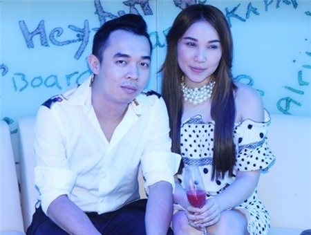 Diễn viên Quỳnh Thư khoe bạn trai đại gia