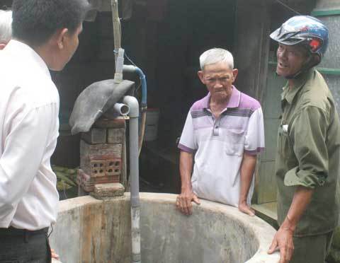 Xuống giếng bị ngạt khí độc, 2 người tử vong
