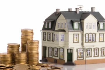 Giấu các con, mẹ đơn phương bán đất cho chị cả