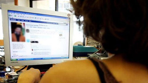 Mặt thật những 'quý bà' khát tình lang thang online