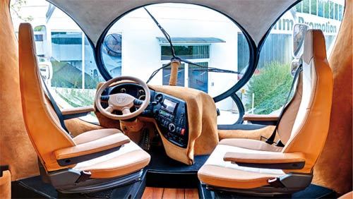 Ngắm xe buýt 4 triệu USD dành cho các trùm dầu mỏ