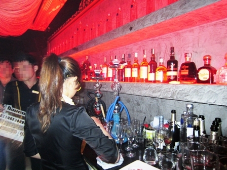 Quán bar của dân chơi Shisha Sài Gòn bị 'sờ gáy'