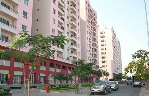 Dùng súng cướp 22.000 USD táo tợn ở Sài Gòn