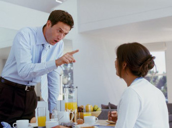 Đàn ông gia trưởng và những hệ lụy xã hội kinh hoàng