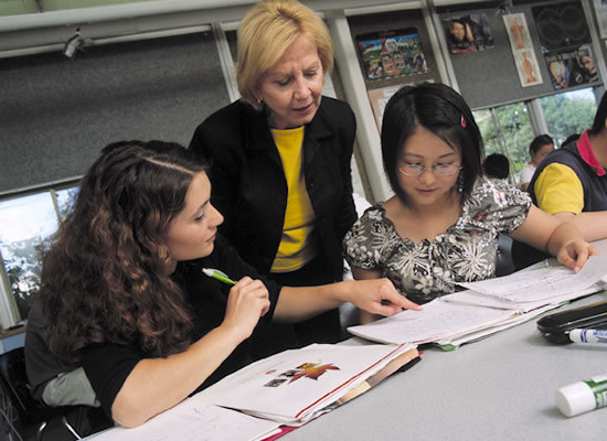 Canada tiếp tục dẫn đầu các nước OECD về giáo dục