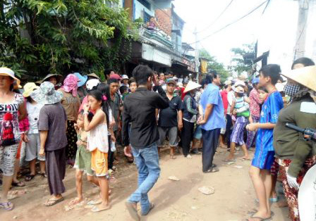 Chồng phát hiện xác vợ và 2 con trong phòng trọ