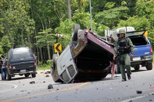 Thái Lan lại rung chuyển vì bom, 8 binh sĩ thiệt mạng