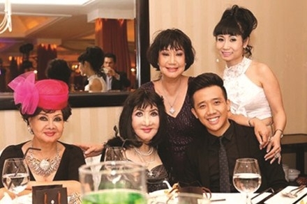 Thẩm Thuý Hằng trở thành phật tử tu tại gia