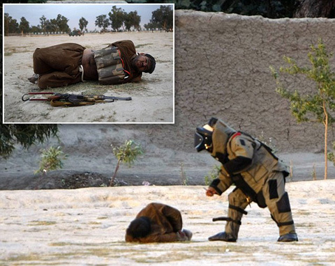 Lạnh gáy xem tháo ngòi nổ trên người khủng bố