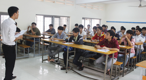 Thí sinh chuộng ngành công an, rời thương mại