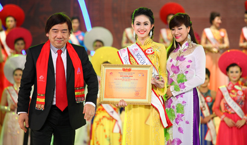 Thí sinh tung tin Hoa hậu các dân tộc mua giải nhận lỗi