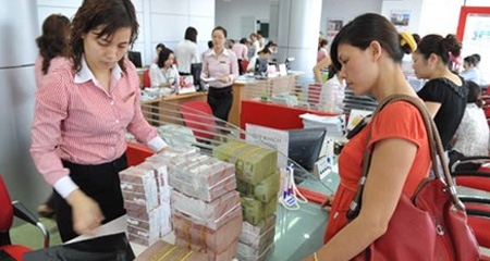 Cẩn thận khi vay ngân hàng để mua sắm