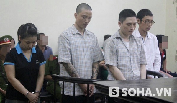 Làm giả ATM, qua mặt ngân hàng rút cả trăm triệu