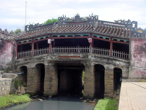 Mối mọt nguy cơ xóa sổ Phố cổ Hội An