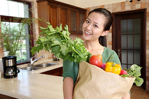 Thời hiện đại, phụ nữ đảm đang là khổ