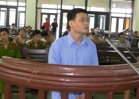 Đằng sau vụ nguyên thiếu tá cố hãm hiếp doanh nhân