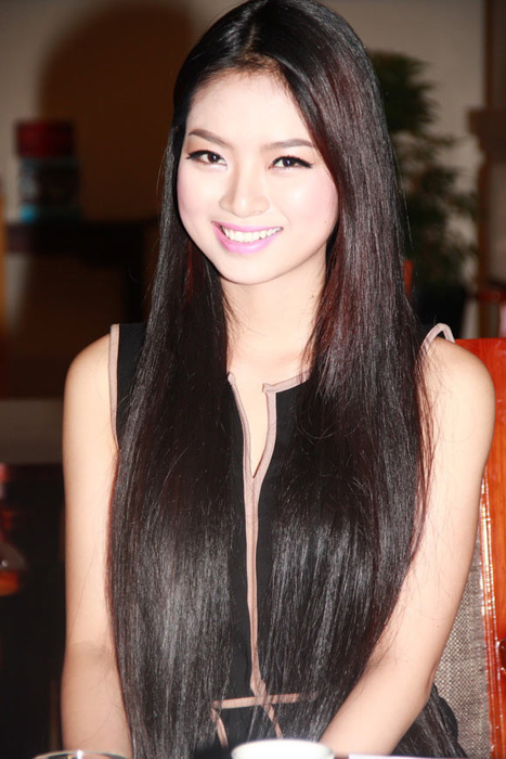 Hoa hậu Ngọc Anh, thị phi, Kim Hồng