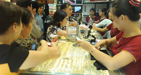 Vàng tăng giá, vượt 38 triệu đồng/lượng