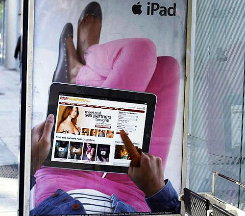 Apple bị lên án vì không chống khiêu dâm triệt để