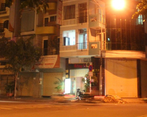 Phát hiện người đàn ông treo cổ trong khách sạn